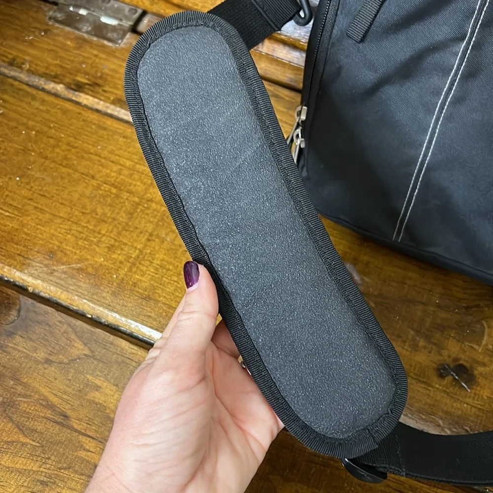 Eddie Bauer Black Laptop Bag - OS‎
